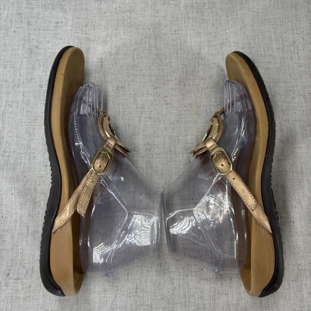 Vionic Karina Thong Sandals Gold Metallic Ring‎ Flip Flops Slides Women's 9 WIDE